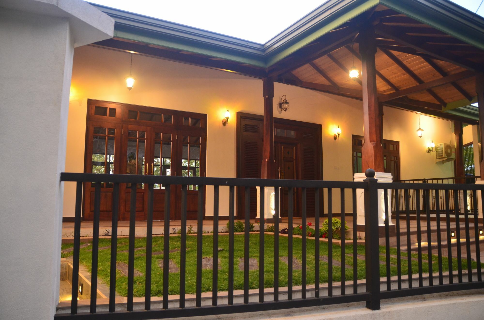 The Grand Hanthana Kandy Extérieur photo